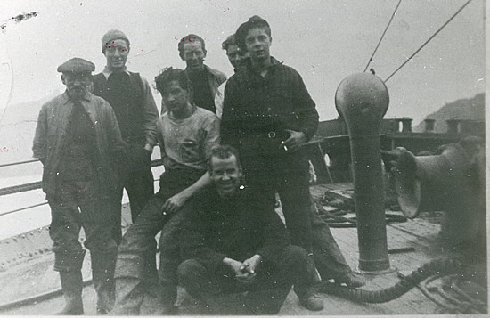 Henry Kelly's shipmates aboard the CRAGPOOL