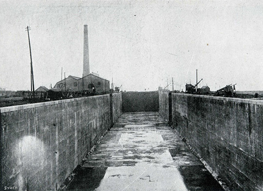 The Sea Lock was completed in 1914. 